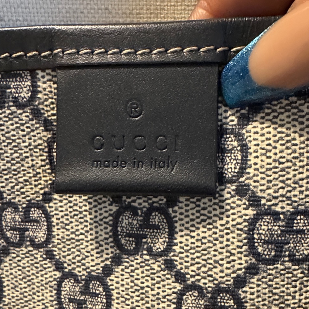 Gucci Beige GG Canvas Tote with Navy Handles and Red-Green Web Accent - Picture 5 of 8